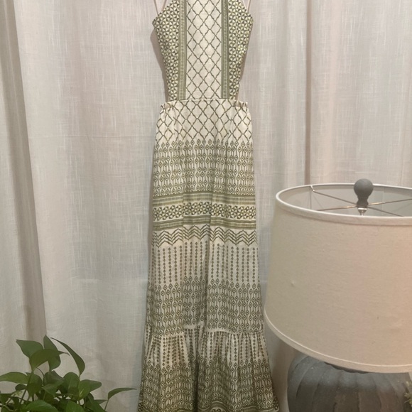 ✨Brand New ✨Misa Los Angeles Olive & Cream Halter Cutout Maxi Dress - Picture 2 of 3